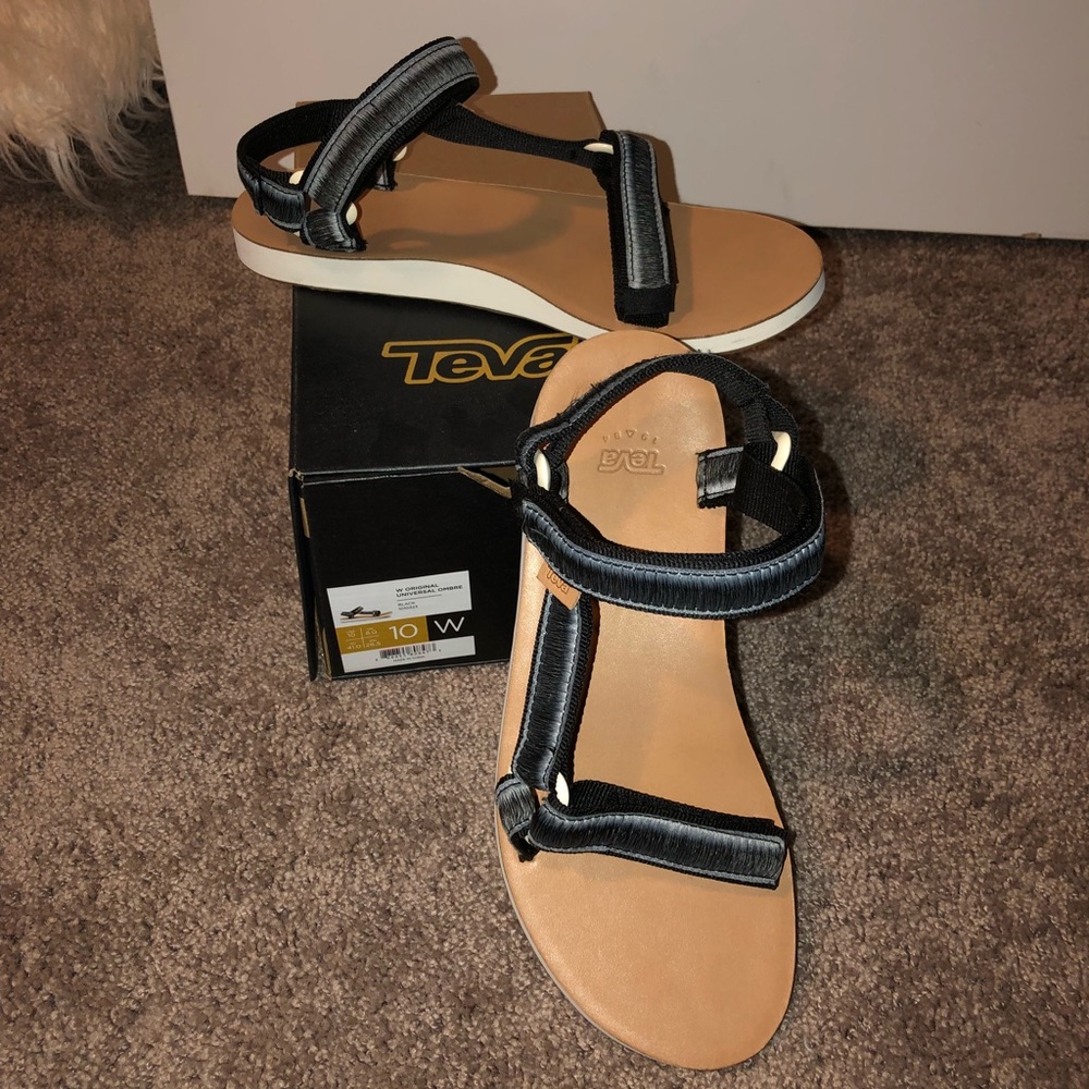 Women’s Teva Sandals